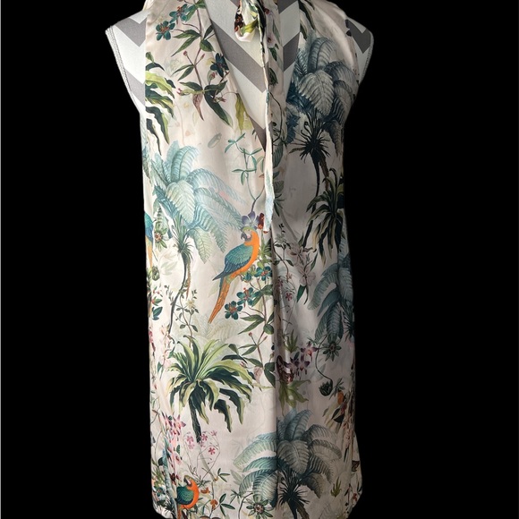 H& M Colorful Unique Dress - Picture 4 of 5